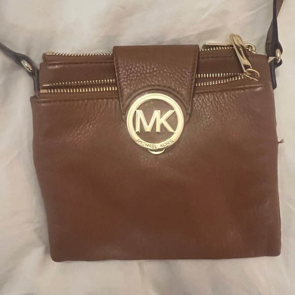 Michael Kors crossbody - Picture 3 of 3